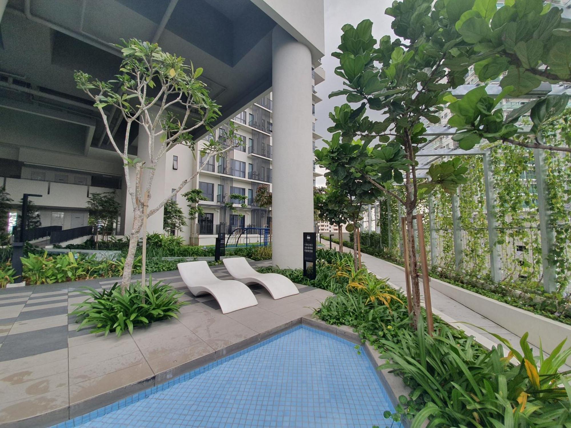 Highpark Suites At Petaling Jaya, Kelana Jaya By Plush Exterior foto