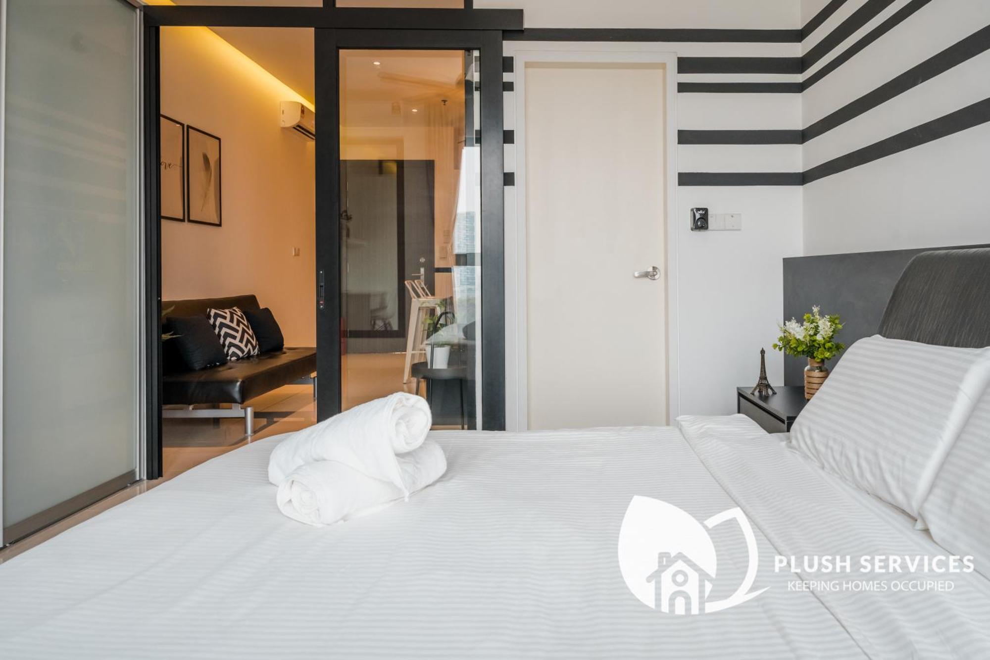 Highpark Suites At Petaling Jaya, Kelana Jaya By Plush Exterior foto